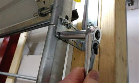 how much does it cost to replace garage door rollers