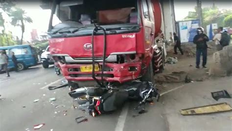 Truk Tangki Cabut 11 Nyawa Di Cibubur Pertamina Lakukan Investigasi