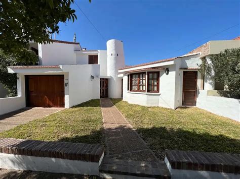 Casa Venta 8 ambientes 26 años 262m2 Oeste Juan Molina Navarrete