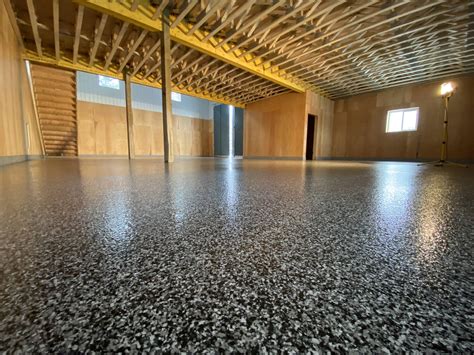 Commercial Epoxy / Vinyl Flake Broadcast Coating System | ELITE Coatings