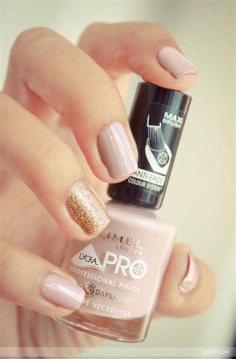 One Glitter Nail One Glitter Nails Nude Nails Gold Glitter Beige