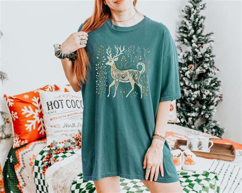 Vintage Reindeer Folk Art Shirt Christmas Stag Shirt Vintage