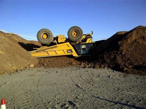 10 best heavy equipment accidents images on Pinterest | Heavy equipment ...