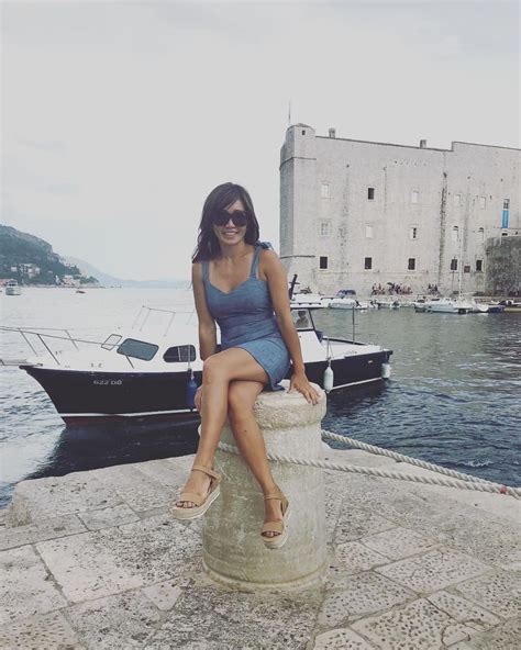 Hot Day Sightseeing In Old Town Dubrovnik Croatia Outfit Details