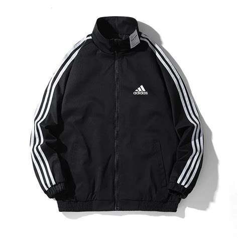 Ветровка adidas Sportswear купить на OZON по низкой цене (1748559014)