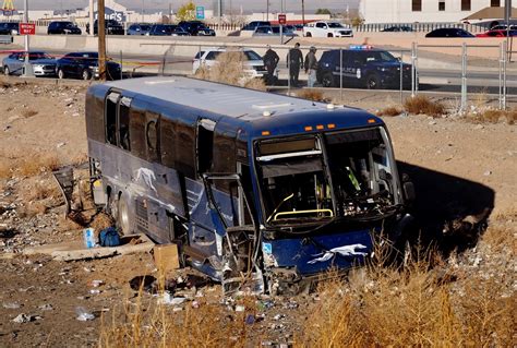 Apd Investigates After A Greyhound Bus Crashed Overnight Near I 40 And