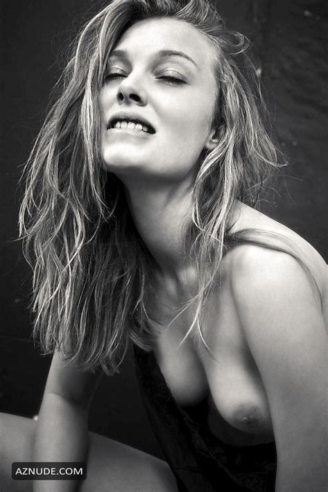 Esther Cronin Topless And Hot Photos In Black And White AZNude