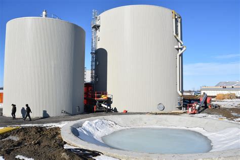 Farmer builds first methane digester to handle 10 farms | FarmersForum.com