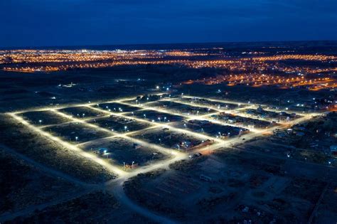 FINALIZA OBRA DE RED ELÉCTRICA Y LUCES LED EN CARLOS SORIA NORTE