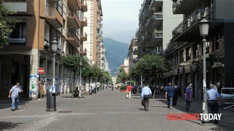 Restyling Per La Pavimentazione Sul Corso Di Salerno Riprendono I Lavori