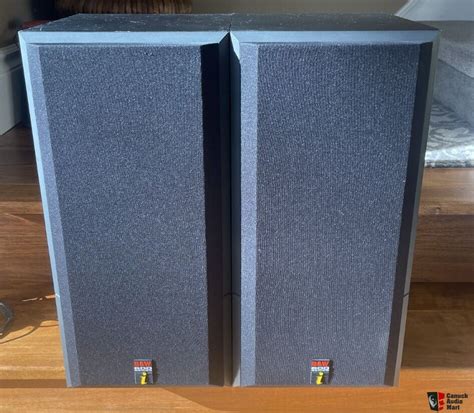B&W DM610 For Sale - Canuck Audio Mart