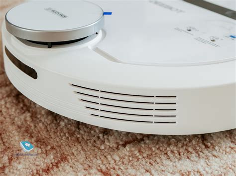 Mobile-review.com Обзор робота-пылесоса ECOVACS Deebot DE55
