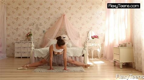 Hottie Saggy Tits Gymnast Free Porn Videos YouPorn