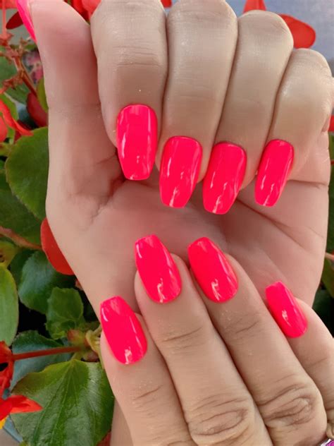 Neon Pink Nail Polish Bright Pink Nails Pink Nail Colors Bright