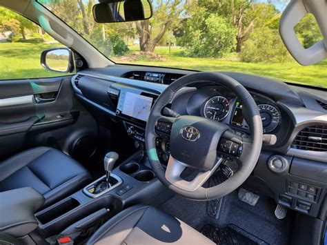 Toyota Hilux 2022 Interior