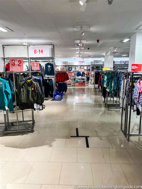 Marks & Spencer High Street Kensington - London Kensington Guide