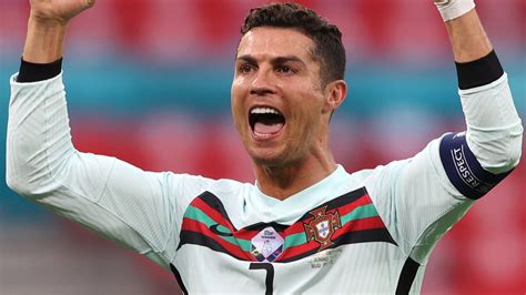 GOAT: Twitter salutes Superman Ronaldo after a record-breaking night