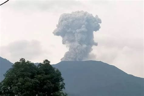 Gunung Marapi Meletus Lagi Ini Ketinggian Luncuran Abu Vulkanik