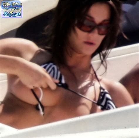 Manuela Arcuri Nude Pictures Photos Playboy Naked Topless Fappening