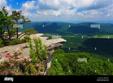 Mcafee Knob Appalachian Trail Roanoke Virginia Usa Stock Photo Alamy