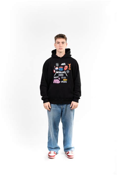 Home - 12 Clothing and Apparel