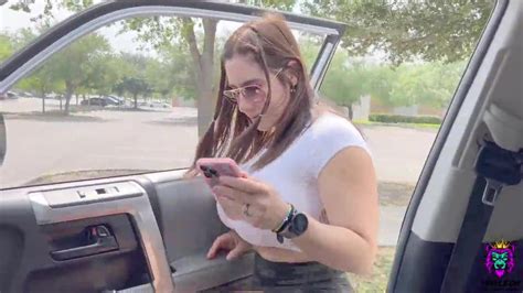 Free Obese Latin Chick With Large Titties Got Into The Car And Offered Sex Porn Video HD