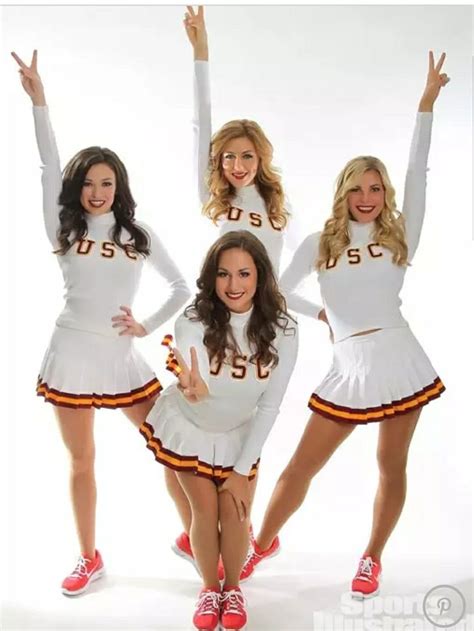 Pin By Rob Ho On Cheerleading Cheerleading Hot Cheerleaders Football Cheerleaders