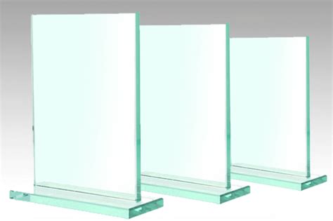 Glasständer Serie Rechteck mit Gravur - pokal-fabrik.de