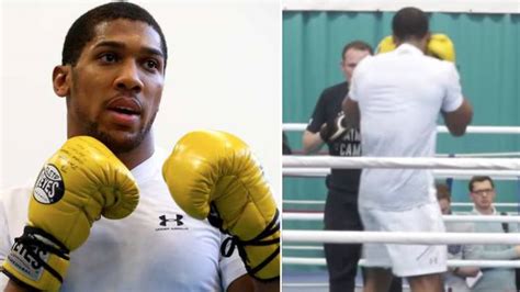 Anthony Joshua Looks Significantly Leaner In Latest Public Workout