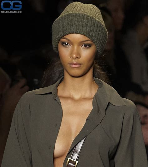 Lais Ribeiro Nude Pictures Onlyfans Leaks Playboy Photos Sex Scene Uncensored