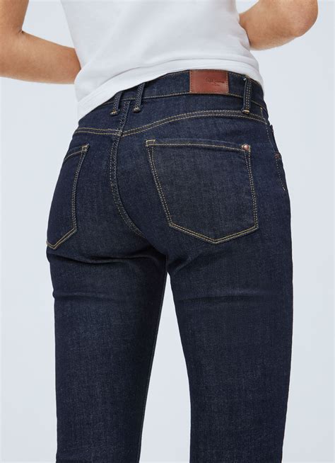 Women's Slim Jeans