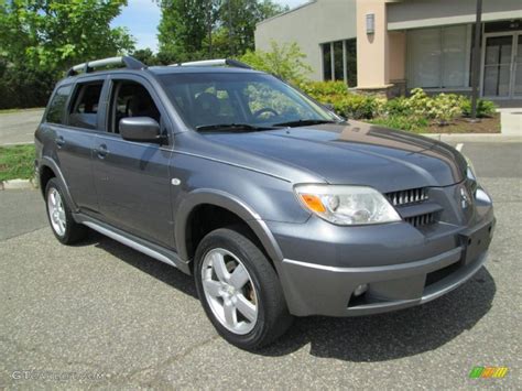 2005 Mitsubishi Outlander XLS AWD Exterior Photos GTCarLot