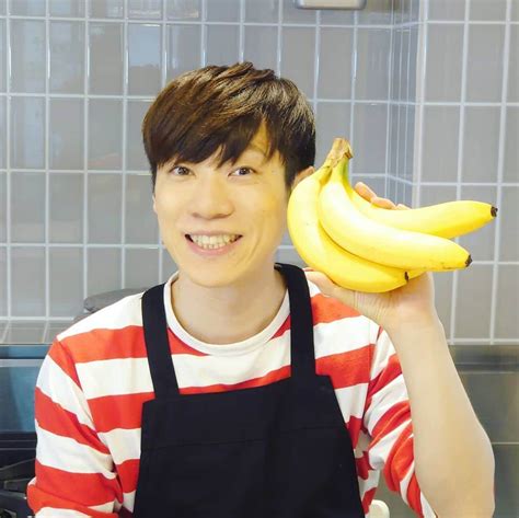 横山だいすけさんのインスタグラム写真 横山だいすけinstagram 「今日は わくわくスクール 27 バナナおえかき 🍌です 用意するものは バナナとつまようじだけ😃 キレイにおえ