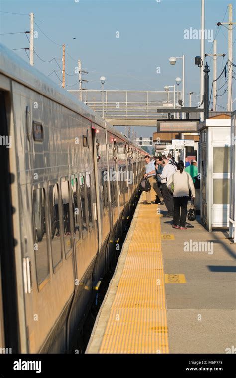 Long Island Ny Circa Passengers Board Long Island Railroad