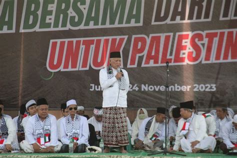 Hari Ke 44 Invasi Israel Ribuan Santri Tebuireng Jombang Doakan Palestina