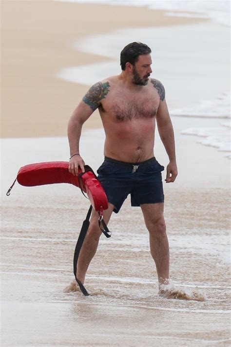 Real Or Fake Ben Affleck Shows Off A Massive Back Tattoo In Hawaii