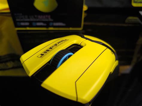 Unboxing De La Razer Viper Ultimate Cyberpunk La Souris Sans Fil