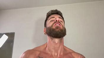 Hot Hung XXL Top Rico Vega se folla a una compilación de twinks sexy XVIDEOS