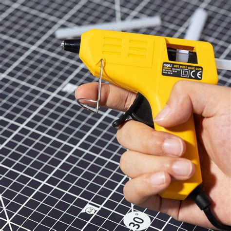 Deli Ea Ea Hot Melt Glue Gun