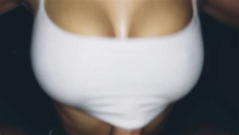 Impresionante Sexo Amateur Con Enormes Tetas Naturales