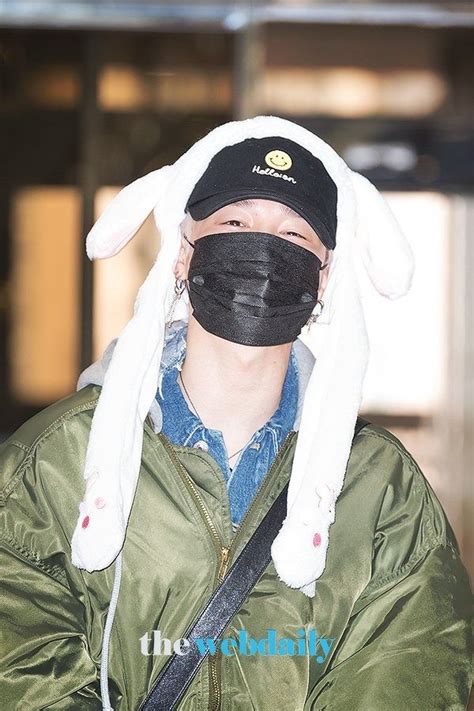 190215 Gimpo International Airport Departure Fukuoka Japan BTS Tipos