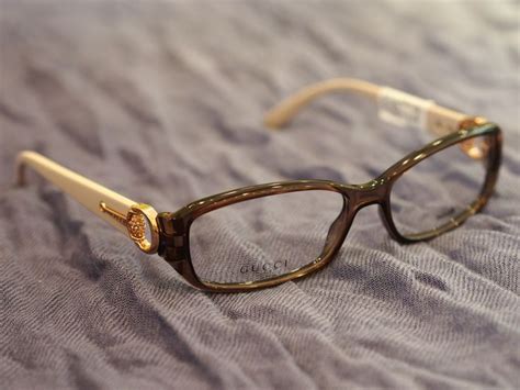 Gucci glasses | Eyeglasses for women, Fashion eye glasses, Stylish ...