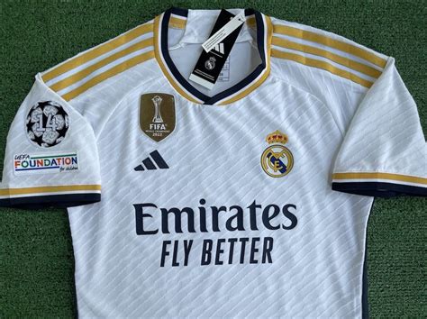 Soccer Jersey Real Madrid Jersey 2023/24 UCL -Bellingham #5 - Size M ...