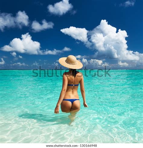 Woman Bikini Tropical Beach Stock Photo 130166948 Shutterstock
