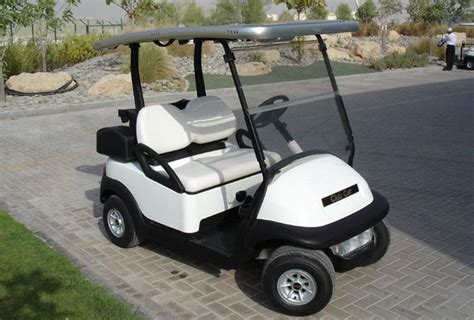 Hydroturf Introduce The Solar Powered Golf Cart