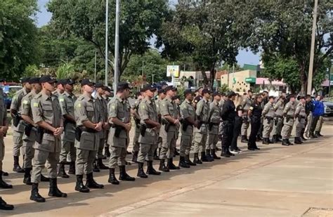 Pol Cia Militar Apresenta Novos Efetivos Durante Solenidade Que Deu