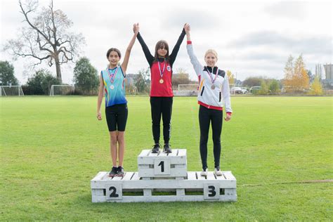 Campeonato Interescolar de atletismo Lycée Claude Gay Lycée Claude Gay OSORNO Colegio