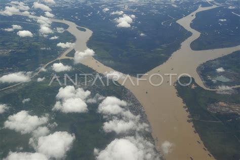 FUNGSI SUNGAI MAHAKAM | ANTARA Foto