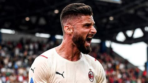 Milan Salernitana Le Immagini Del Match E Del Saluto Di Giroud