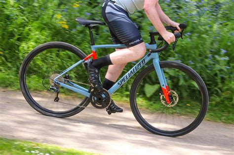 Review Specialized Mens Diverge Road Cc